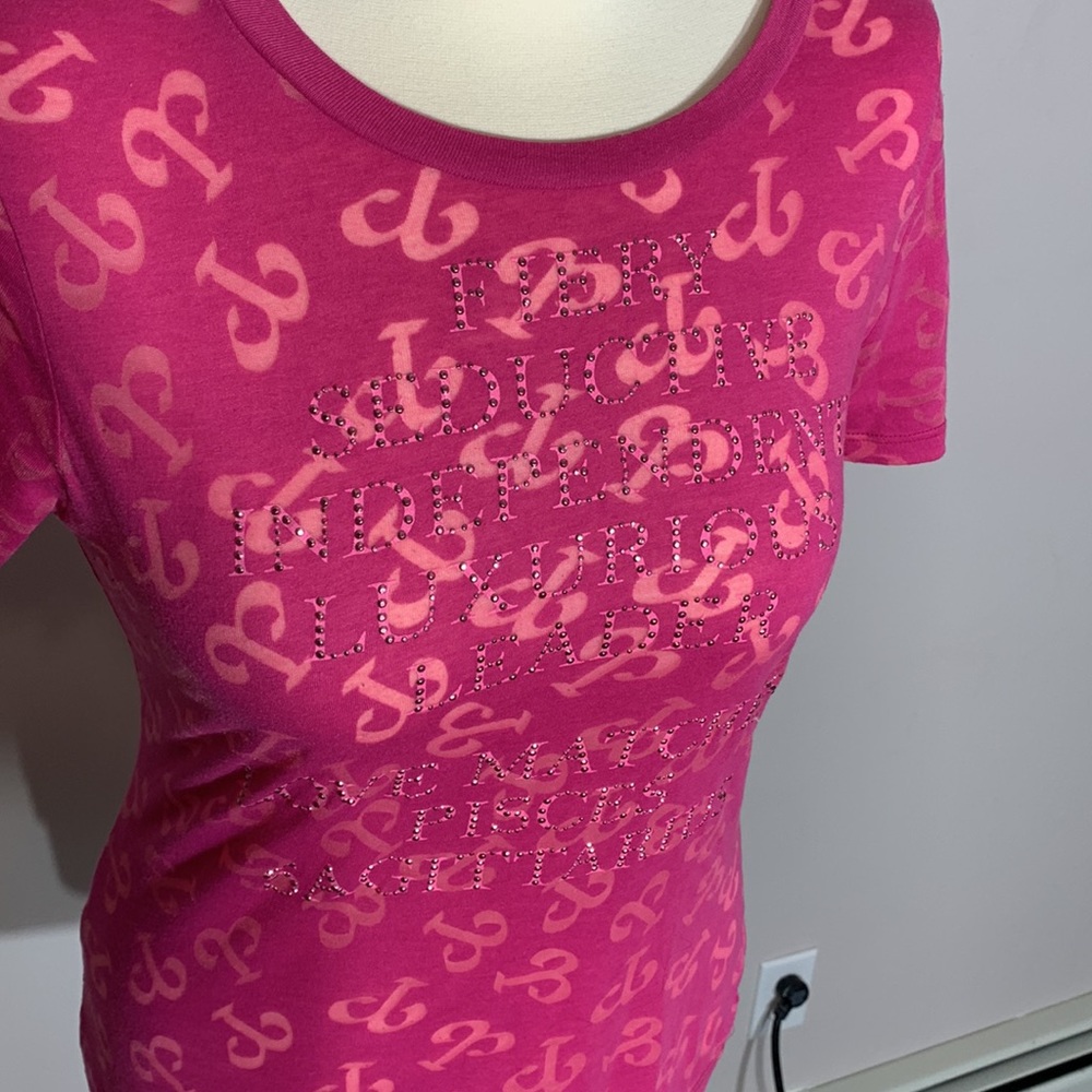 Express Aries Tee - Picture 2 of 7
